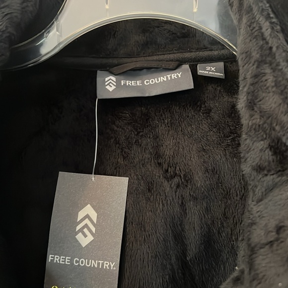 Free Country Jacket - Picture 2 of 9